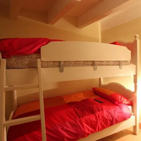 Scardalano Guest house *