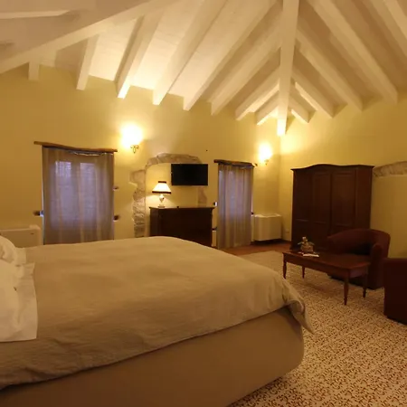 Scardalano Guest house *